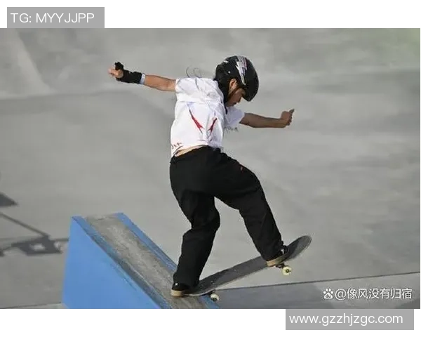 武汉极限运动队在世界滑板锦标赛中的灵活性表现引发热议与关注