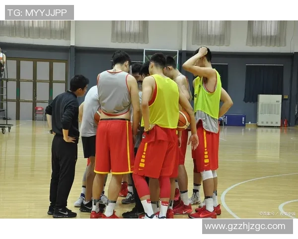 武汉篮球队的默契配合揭秘：从战术到团队精神的深度解析